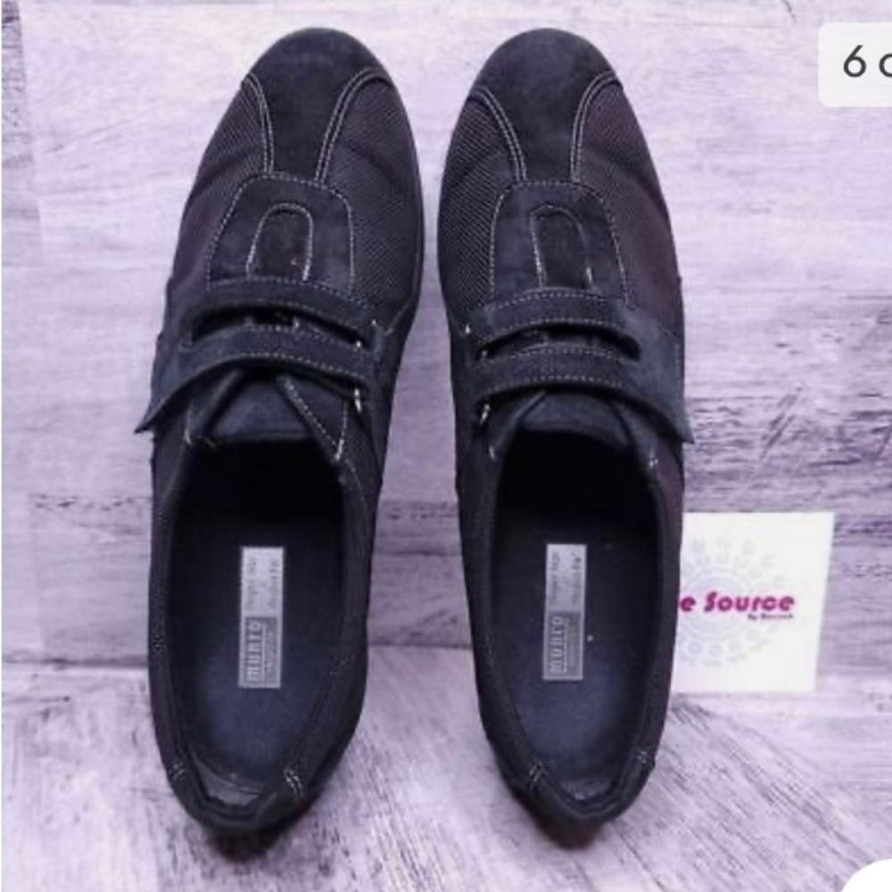 Munro Sport Joilet Hook & Loop Strap Suede and Fabric Sneaker Black Women's 10